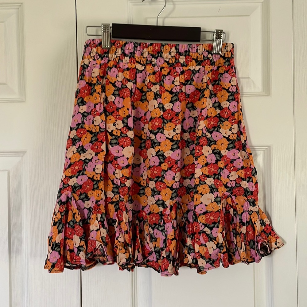 Loft XS Floral Flounce Skirt NWT